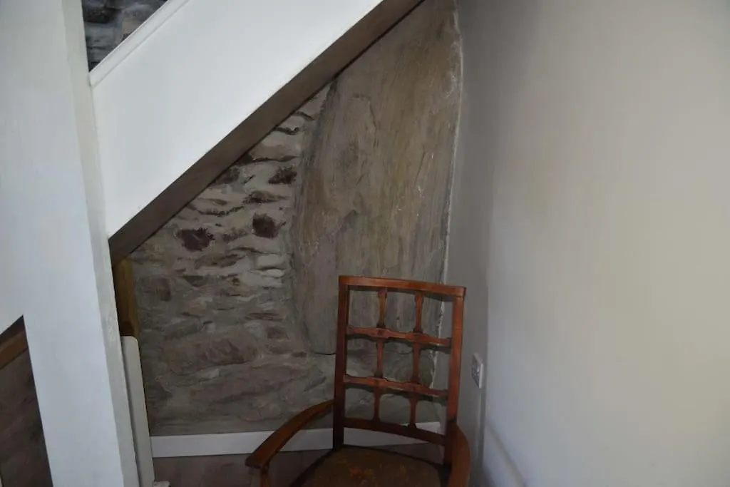Secluded Cottage Nestled In The Beara Peninsula Killarney 0*,  Ireland